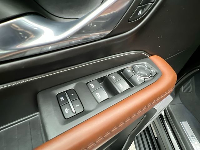 2023 GMC Yukon Denali Ultimate - Photo 23