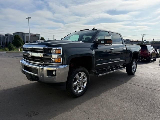 2019 Chevrolet Silverado HD LTZ 4WD Crew Cab Standard Box's photo