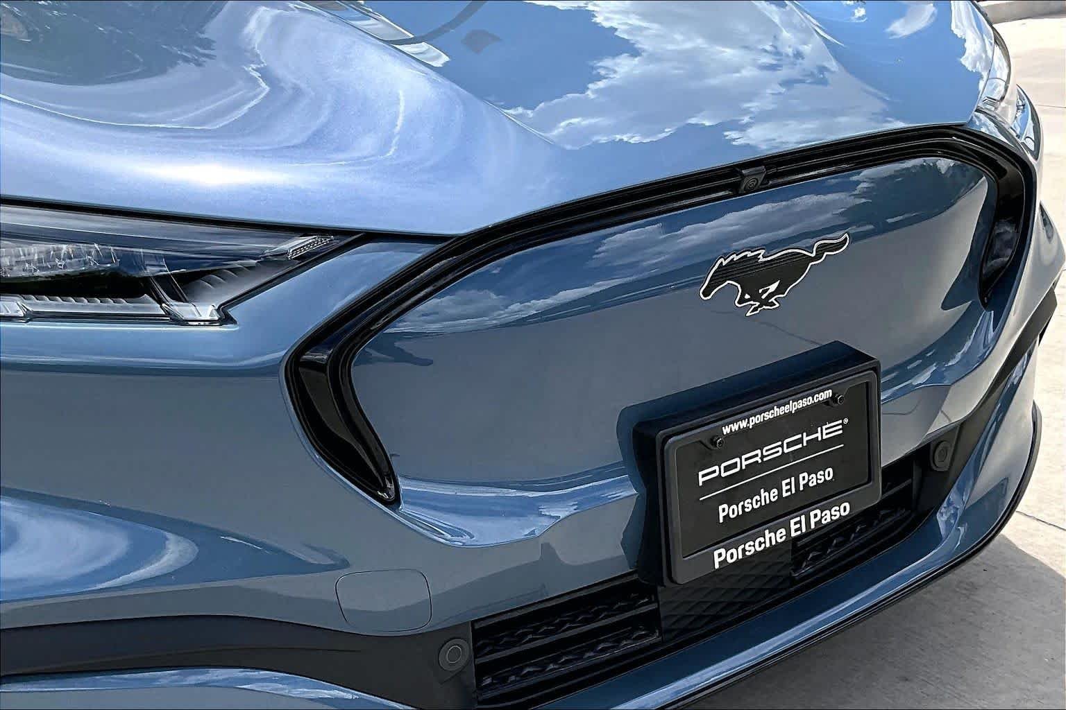 Used 2023 Vapor Blue Metallic Ford Premium image 20