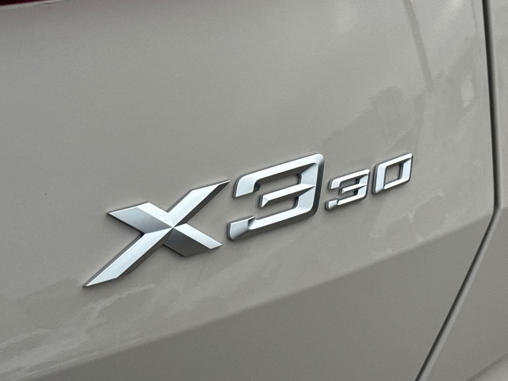 New 2026 Dune Grey Metallic BMW 30 xDrive image 9
