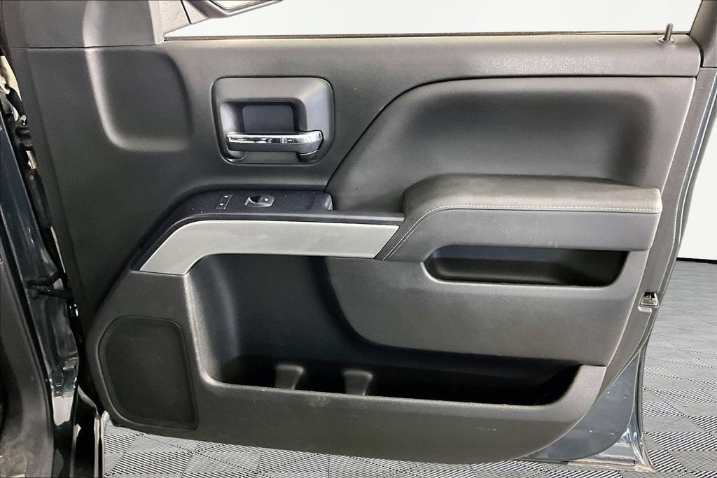 Certified Used 2018 GRAPHITE METALLIC Chevrolet LT image 23