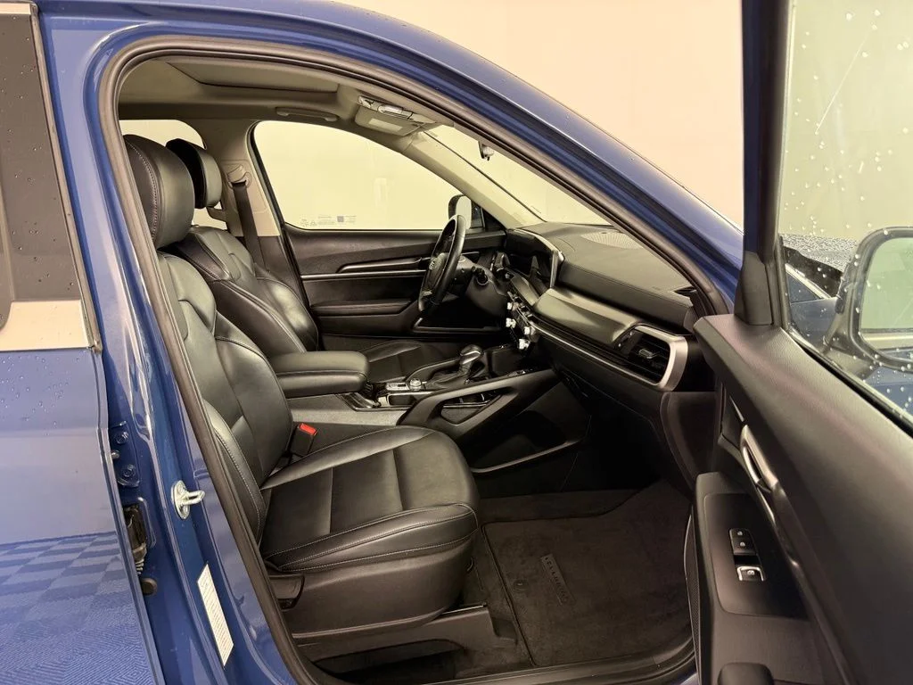 Certified Used 2025 Black Kia S image 22