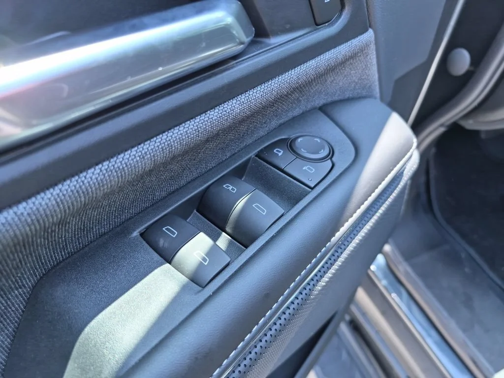 2026 GMC Sierra EV Elevation - Photo 18