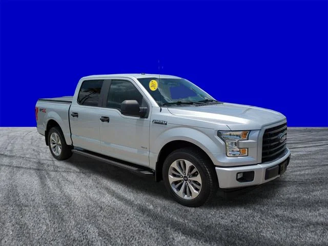 Used 2017 Silver Ford XL image 2