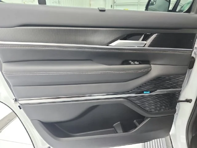 2026 Jeep Grand Wagoneer Summit Obsidian - Photo 40