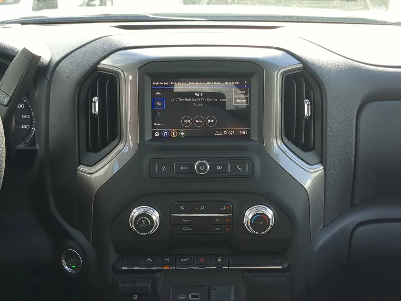 2026 GMC Sierra 1500 Pro - Photo 17