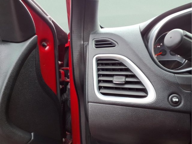 Used 2013  Dodge SE image 11