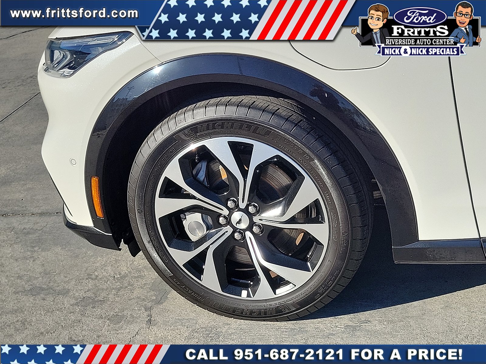 Certified Used 2023 White Metallic Ford Premium image 19