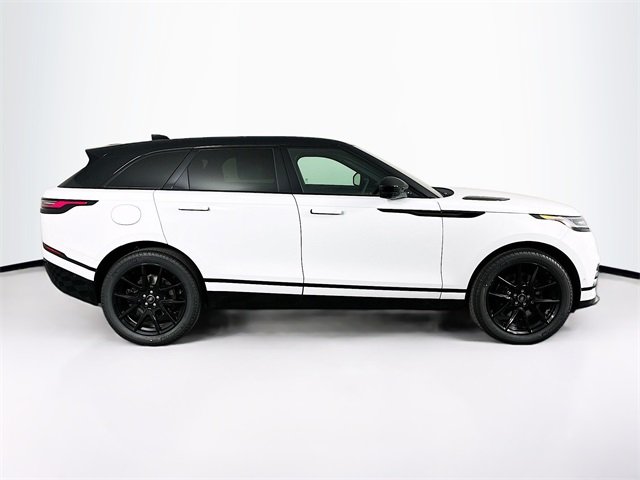 2026 Land Rover Range Rover Velar SE photo 4