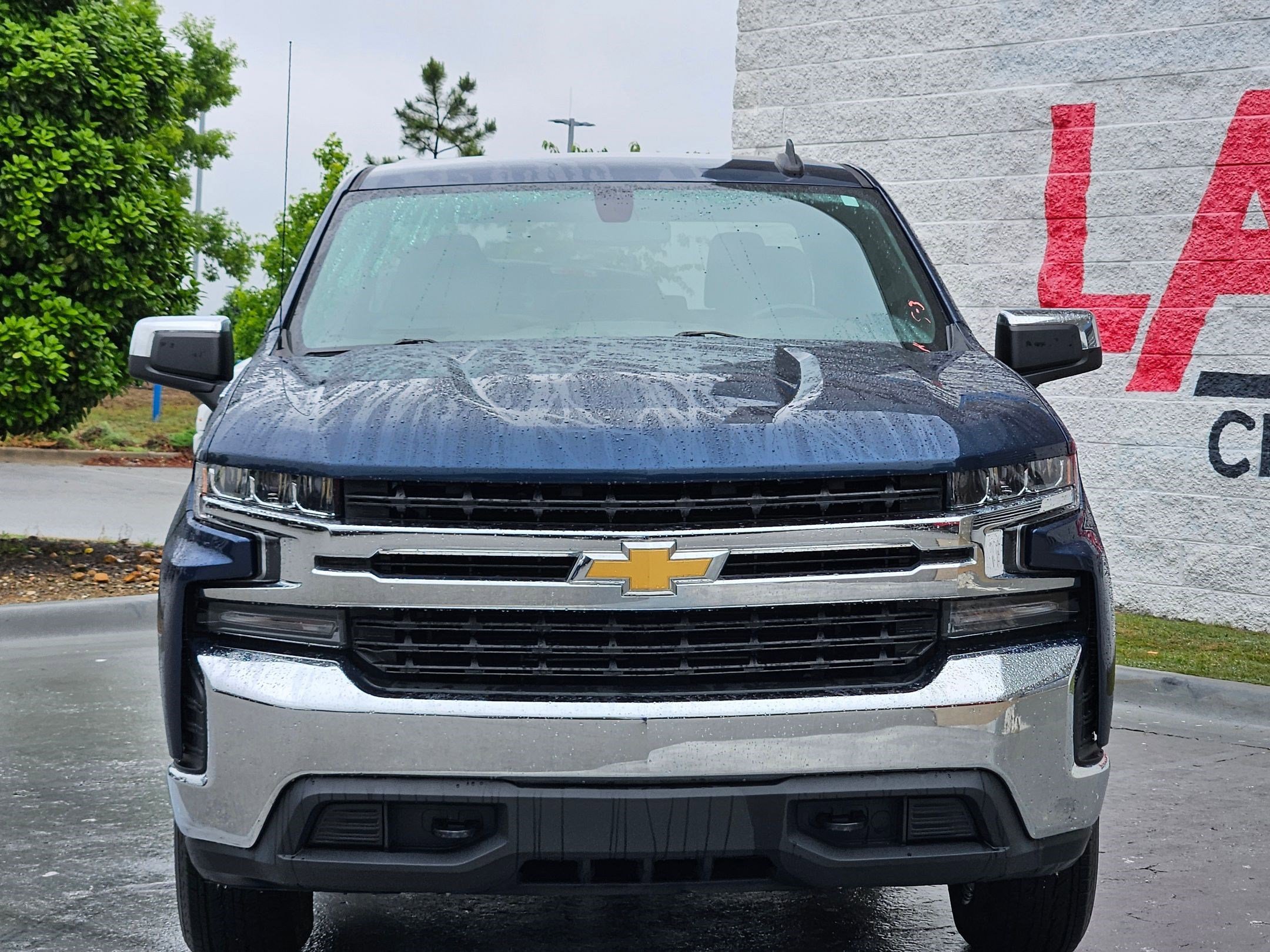 Used 2020 Chevrolet Silverado 1500 LT with VIN 3GCPYDEKXLG339552 for sale in Little Rock