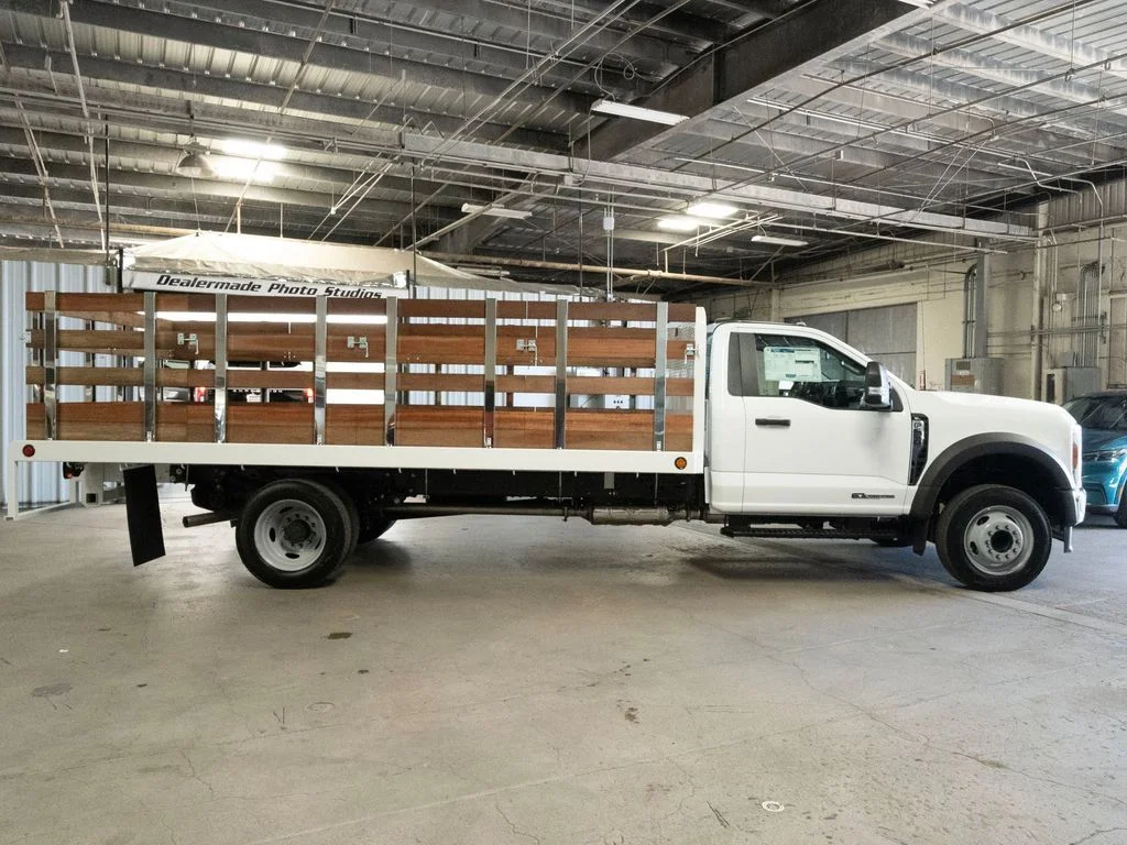 New 2026 Oxford White Ford XL image 9