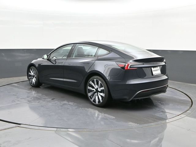 Used 2025  Tesla Standard image 5
