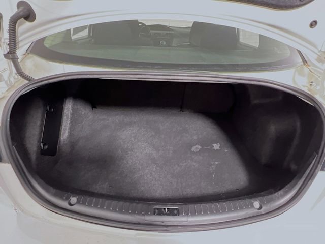 Used 2011 Crystal White Pearl Mica Mazda i Touring image 30