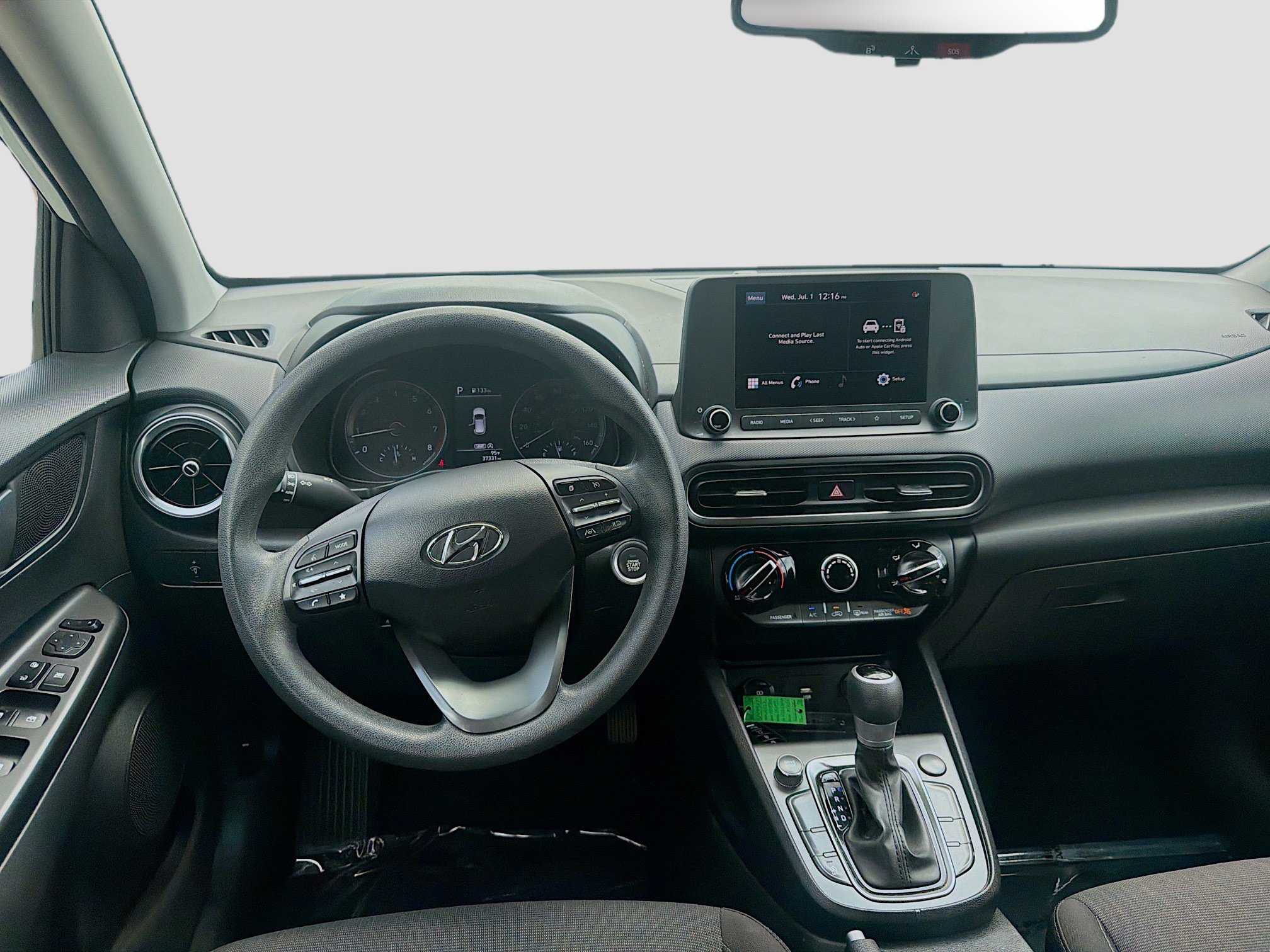 2023 Hyundai Kona SEL - Photo 18