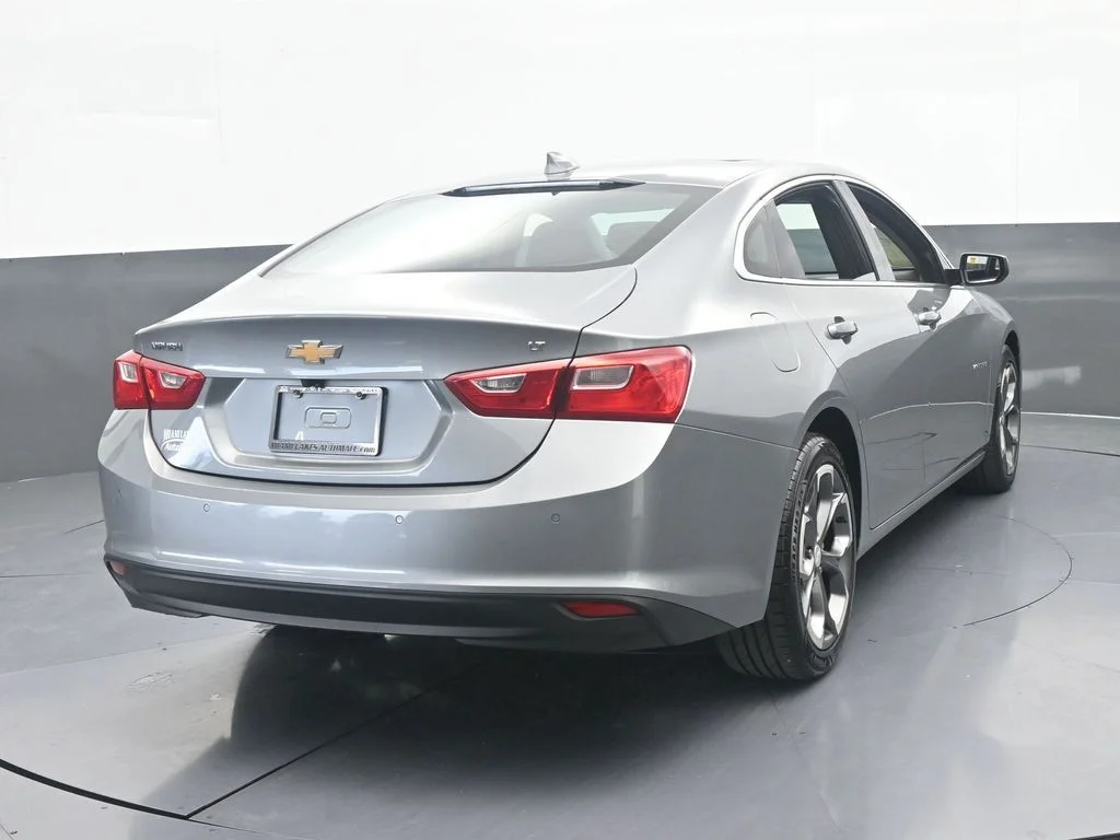 Used 2024 Sterling Gray Metallic Chevrolet LT image 4