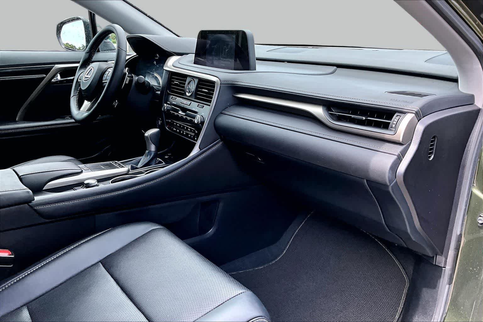 Used 2022 Nori Green Pearl Lexus  image 19
