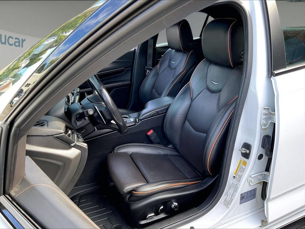 Used 2021 Summit White Cadillac V-Series image 10