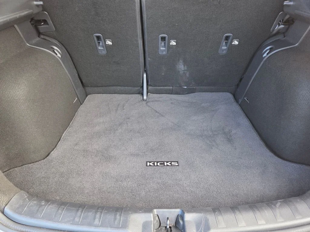Used 2024 Gray Nissan SV image 24