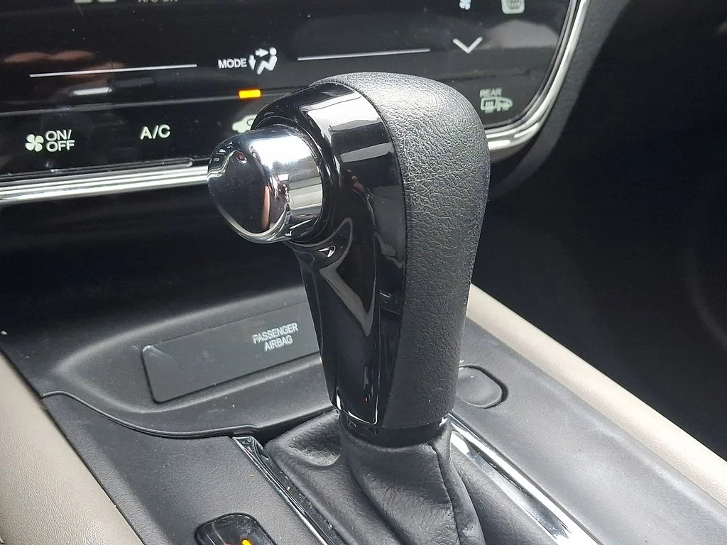 Used 2016  Honda EX image 15