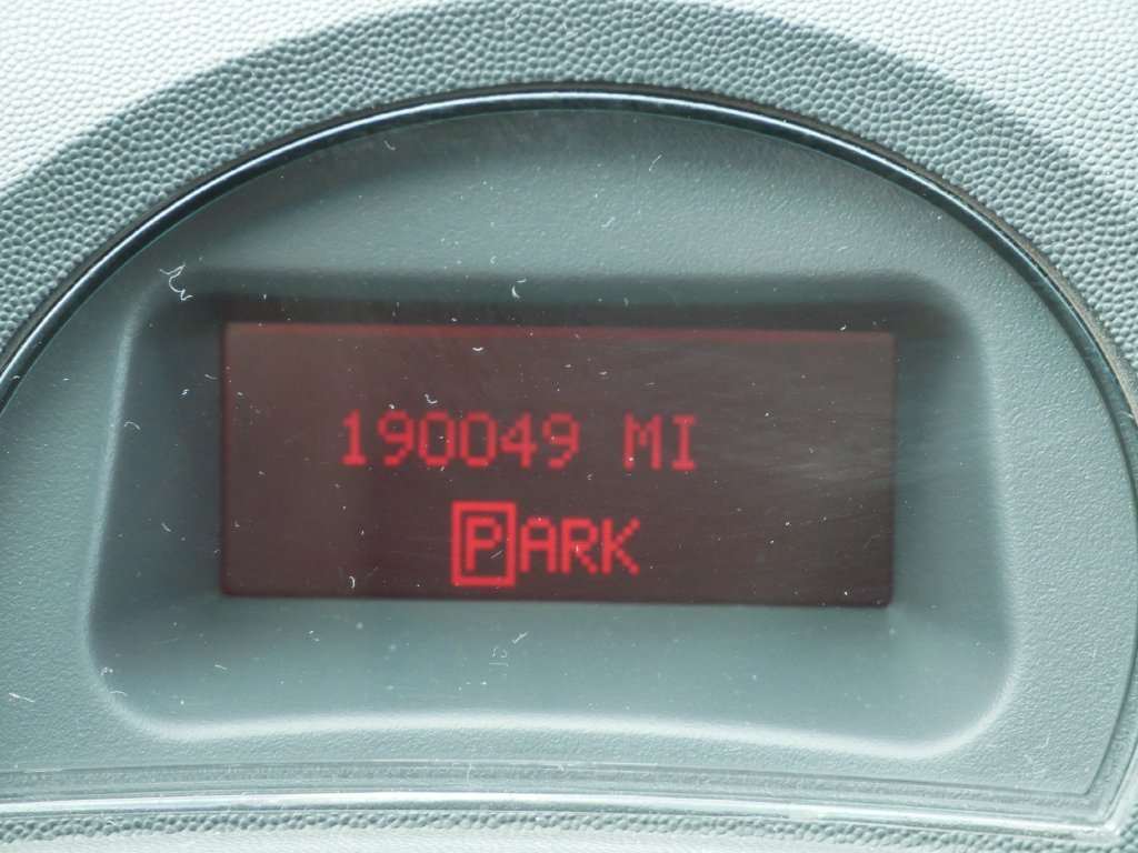 Used 2008 Shadow Gray Metallic Pontiac Base image 23