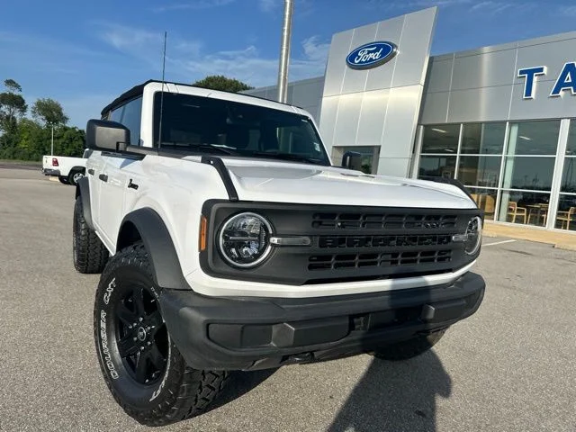 2023 Ford Bronco 4-Door Base - Photo 6