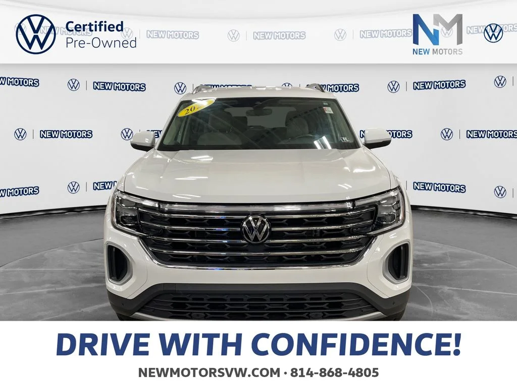 Used 2024 Pure White Volkswagen 2.0T SE w/Technology image 8