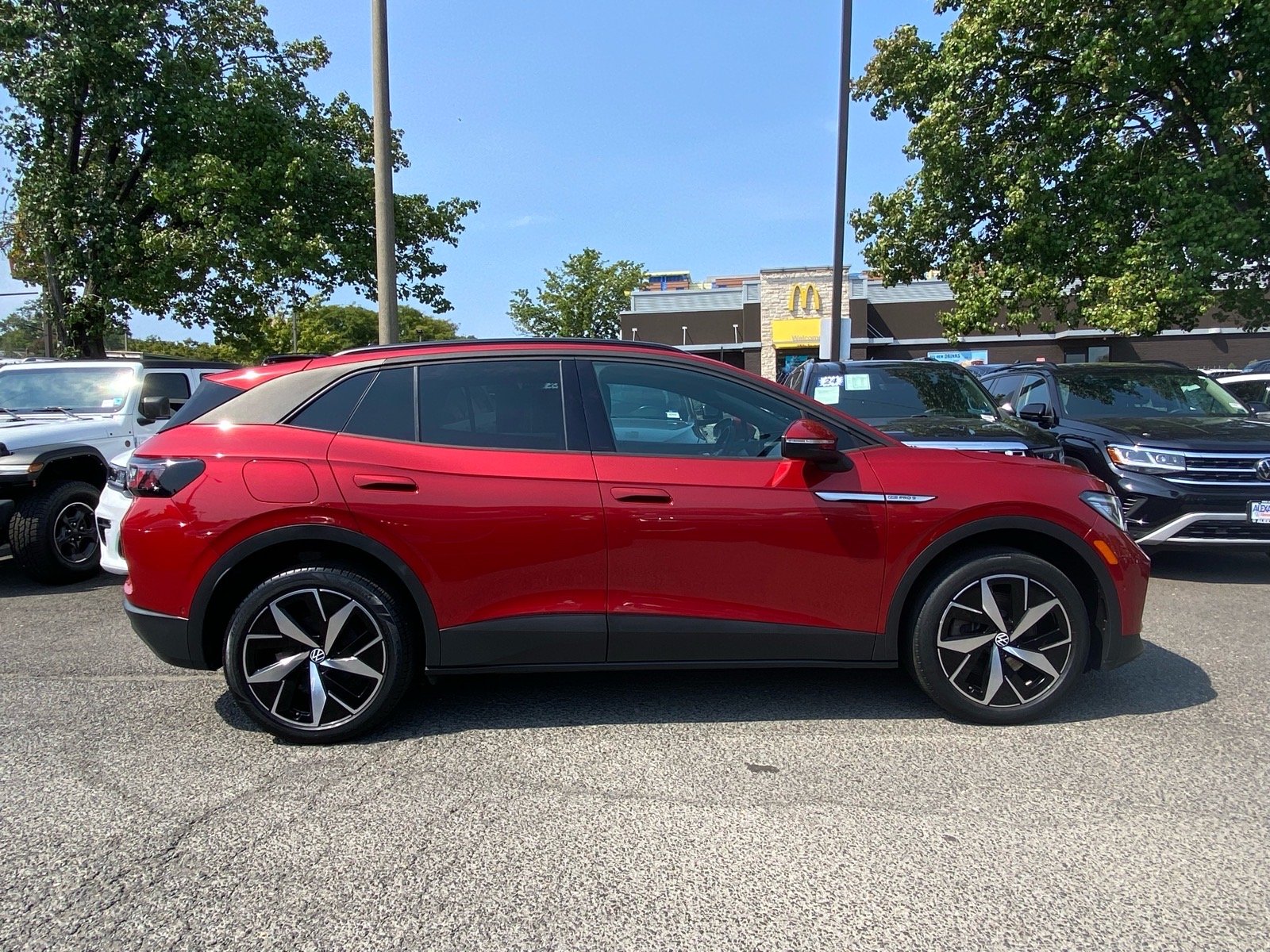 Used 2023 Volkswagen ID.4 PRO S with VIN 1V2WNPE85PC032811 for sale in Alexandria, VA