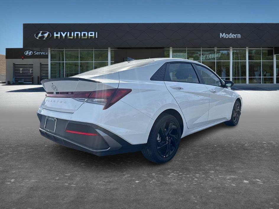 Used 2026 Serenity White Hyundai SEL Sport image 3