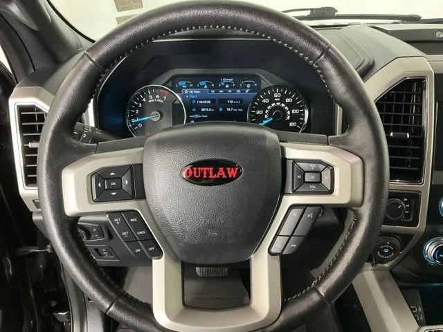 Used 2019 Agate Black Metallic Ford Lariat image 18