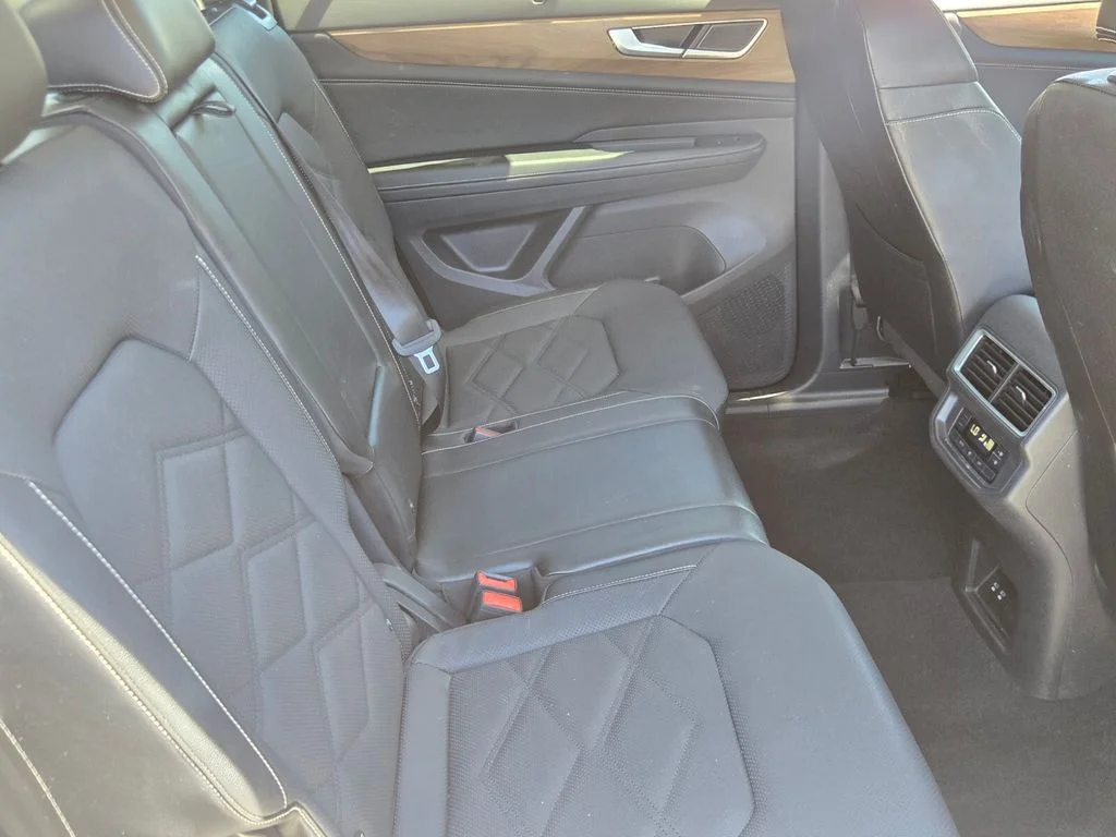 Certified Used 2024 Gray Volkswagen 2.0T SE w/Technology image 18