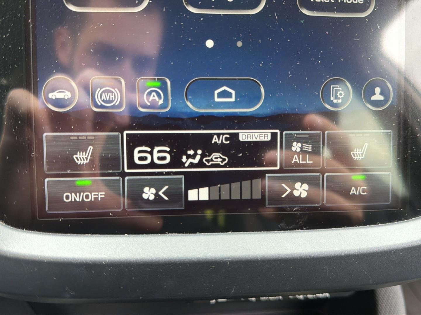 Used 2025  Subaru Premium image 18
