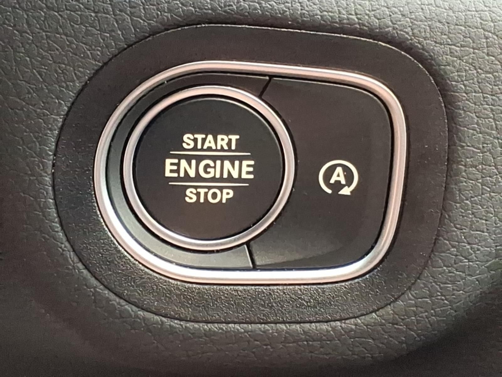 Certified Used 2025  Mercedes-Benz GLE 350 image 24