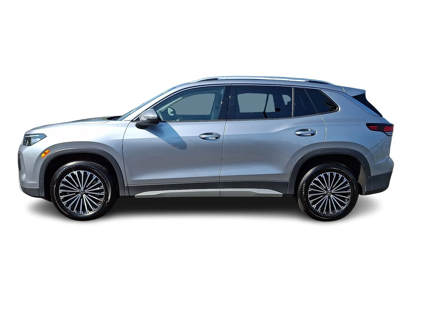 Used 2025 Pyrite Silver Metallic   K2k2 Volkswagen S image 7