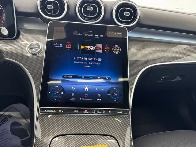 New 2026  Mercedes-Benz C 300 image 4
