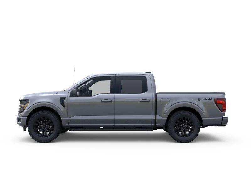 New 2026 Carbonized Gray Metallic Ford XLT image 3