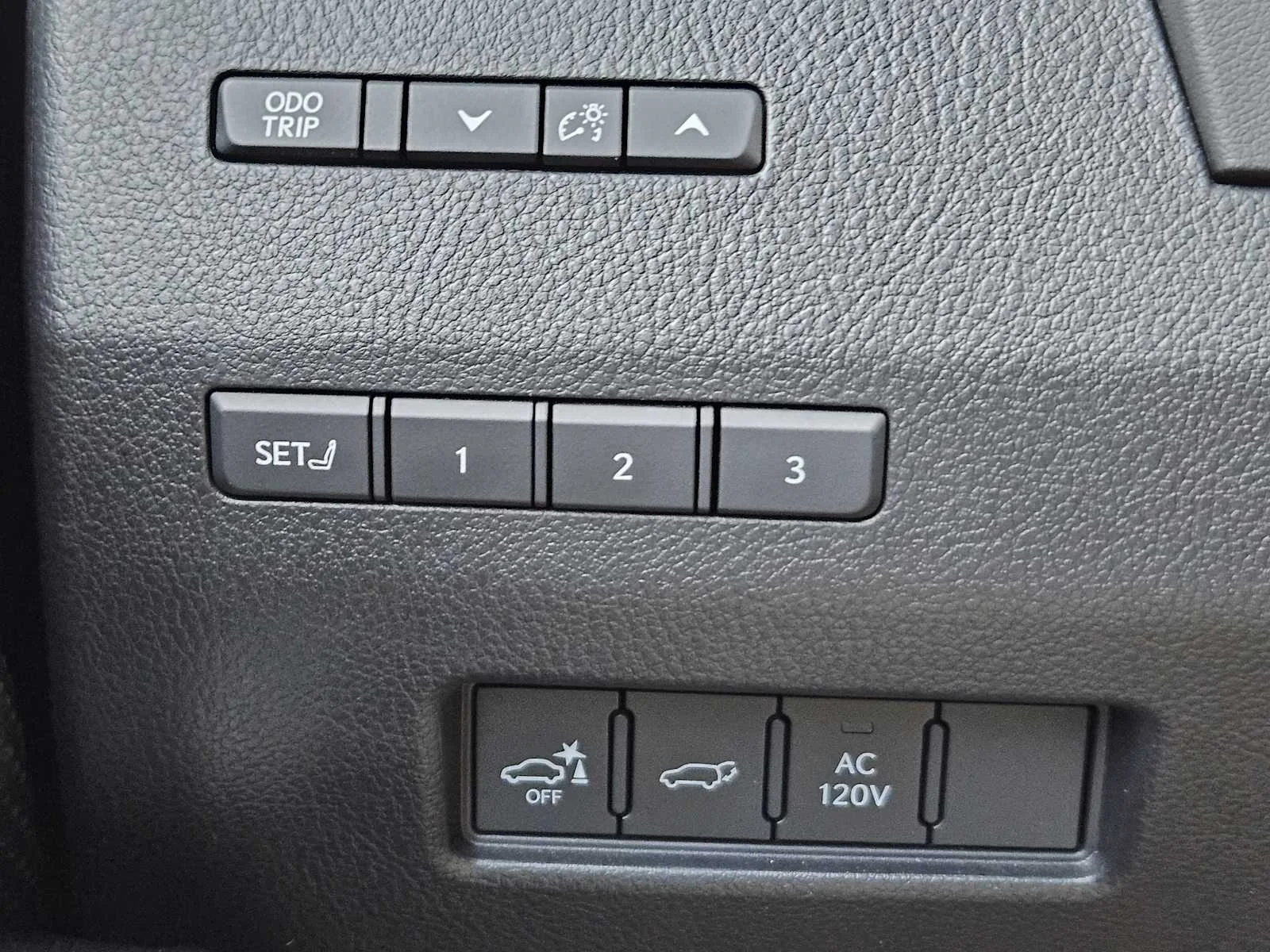 Used 2024 Nori Green Pearl Lexus Overtrail+ image 17