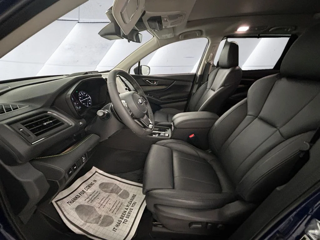 Used 2026 Blue Subaru Onyx Edition Touring image 7