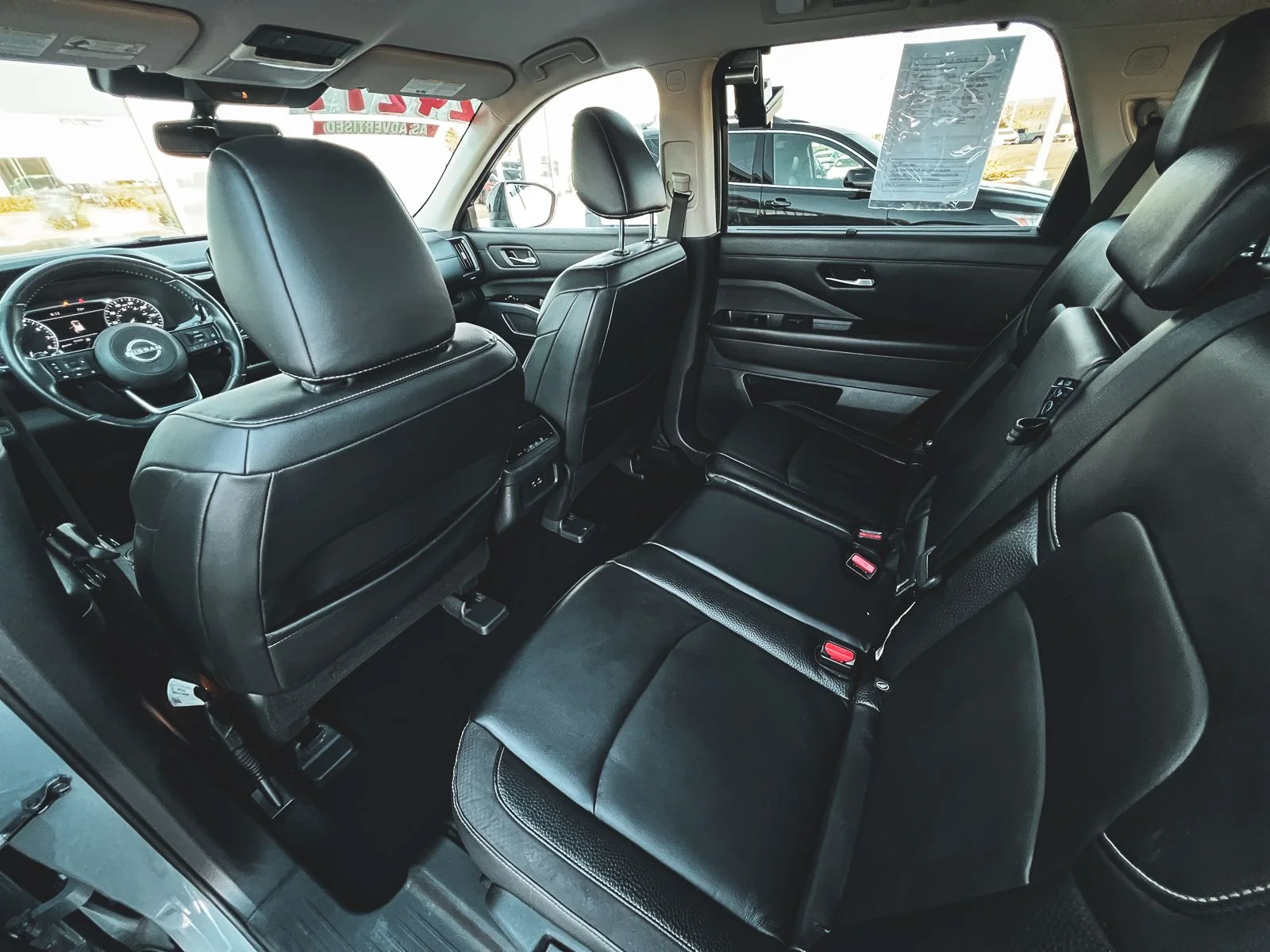 2022 Nissan Pathfinder SL - Photo 17