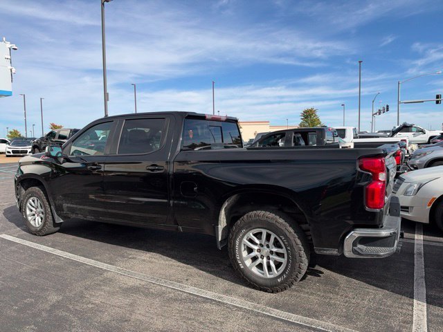 Used 2019 BLACK Chevrolet LT image 5