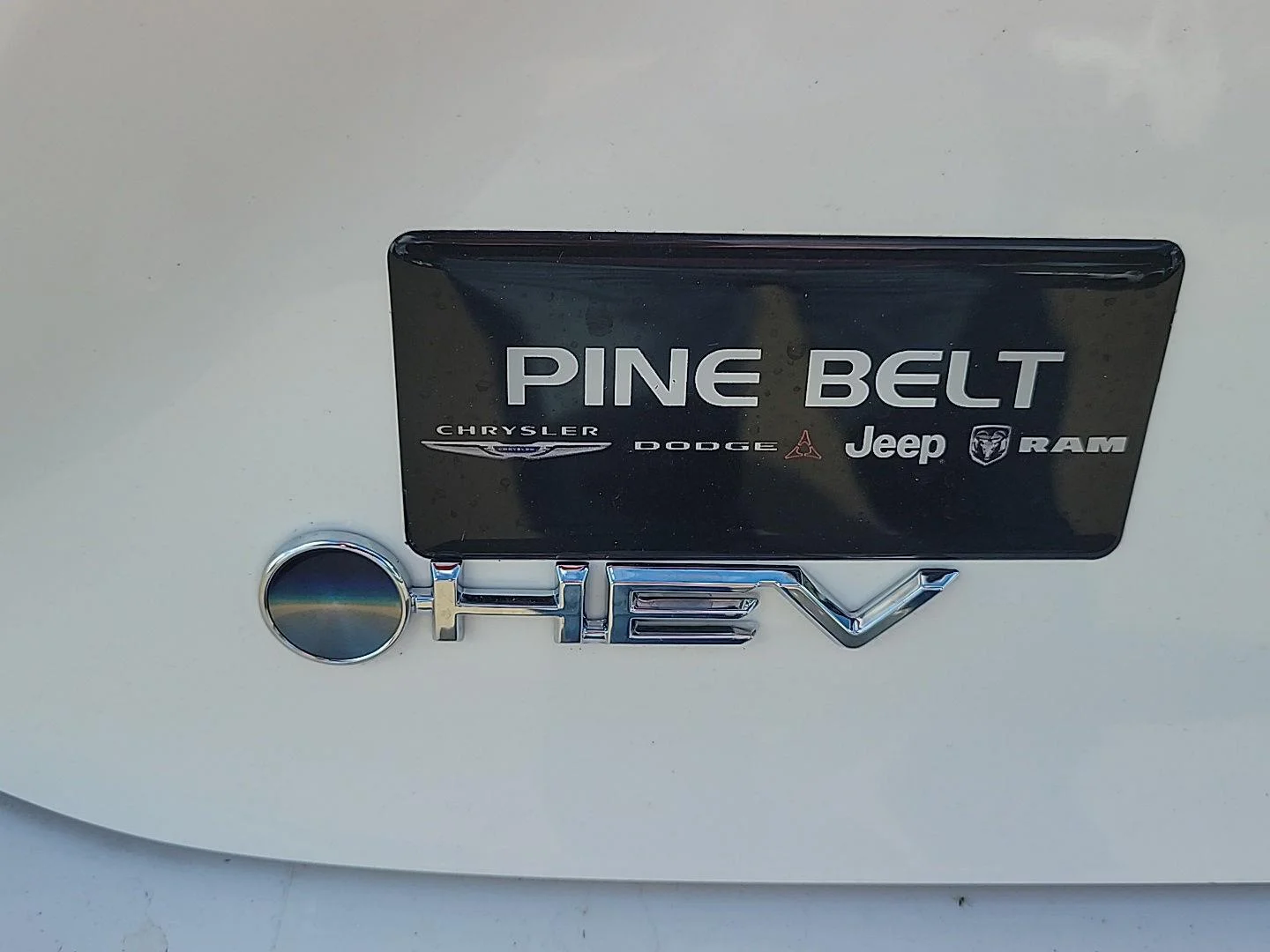 Used 2025 Ice Cap Toyota SE image 14