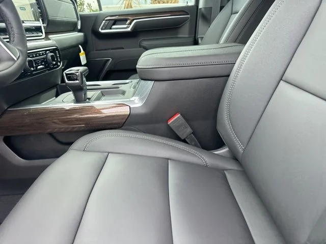 New 2026 White Chevrolet LT image 16