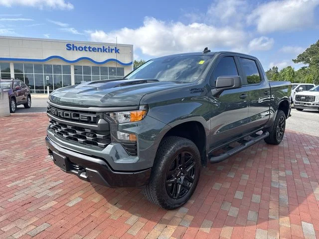 2025 Chevrolet Silverado 1500 Custom Trail Boss