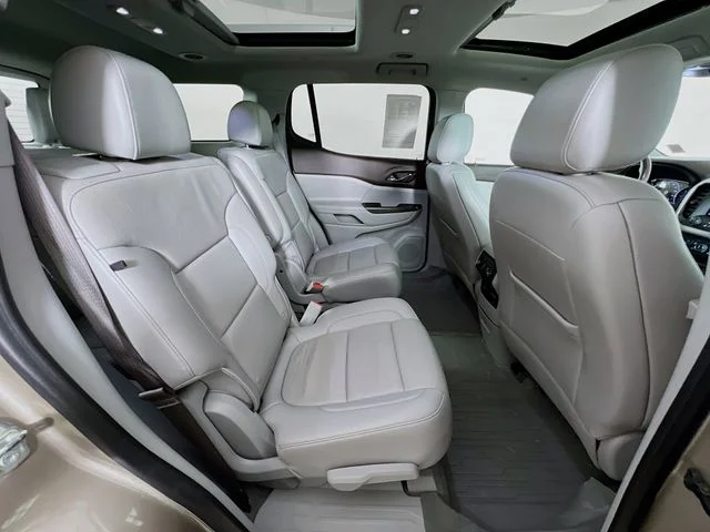 2022 GMC Acadia SLT - Photo 42
