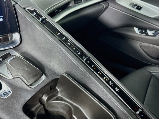2023 Chevrolet Corvette 1LT - Photo 18