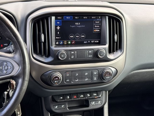 Used 2019 Gray Chevrolet Z71 image 17