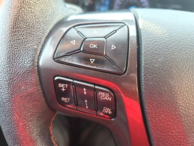 Used 2019 White Ford Lariat image 14