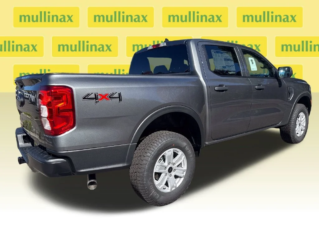 New 2026 Gray Ford XL image 3