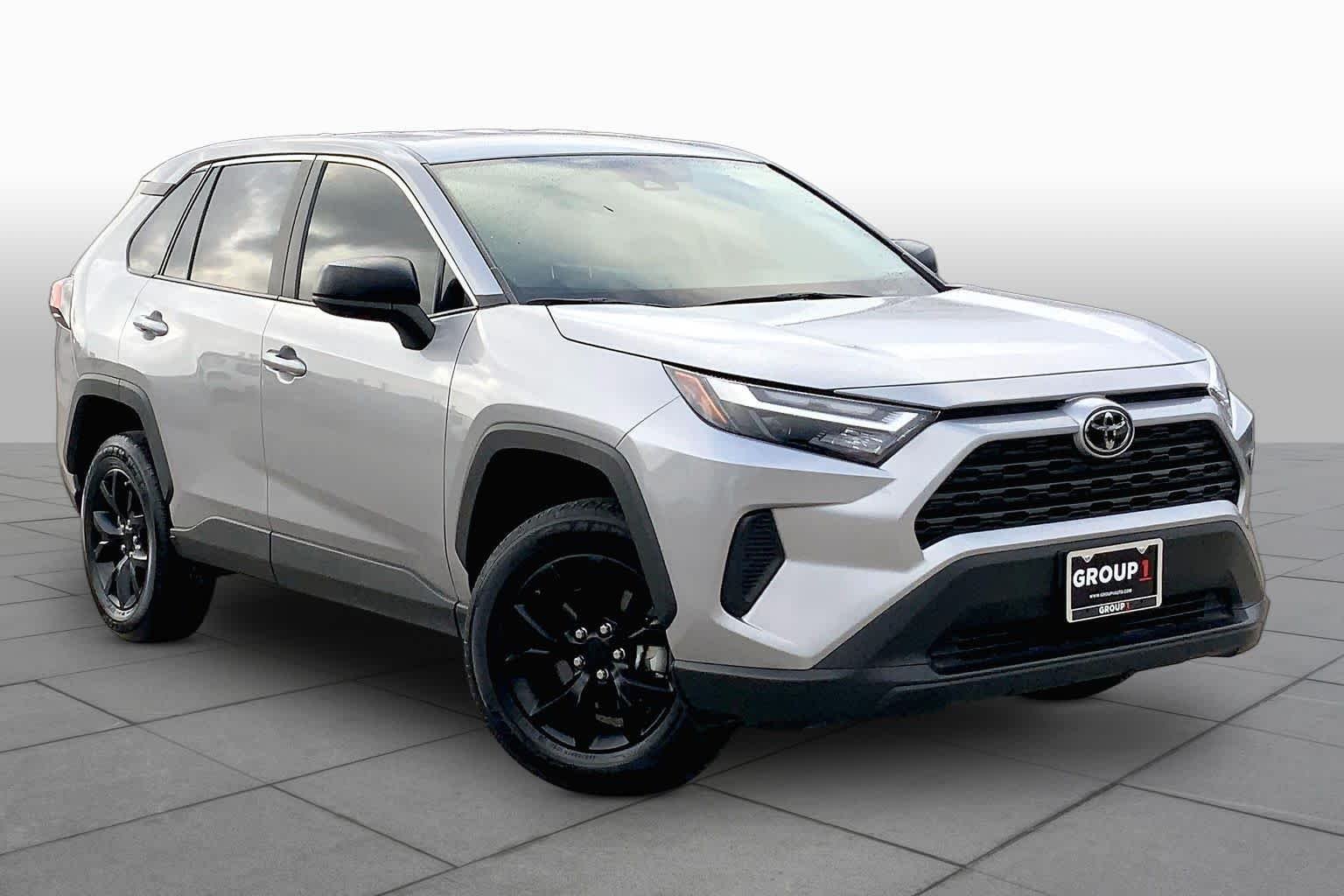 Used 2025 Silver Sky Metallic Toyota LE image 3