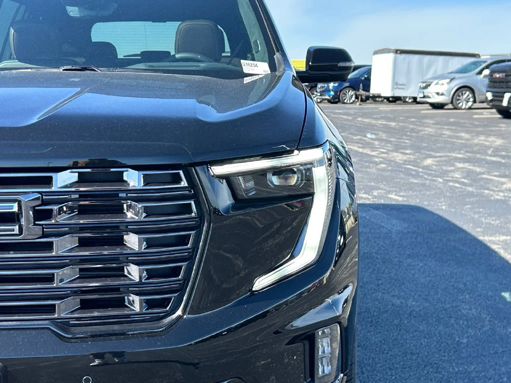 2027 GMC Acadia Denali Ultimate - Photo 11