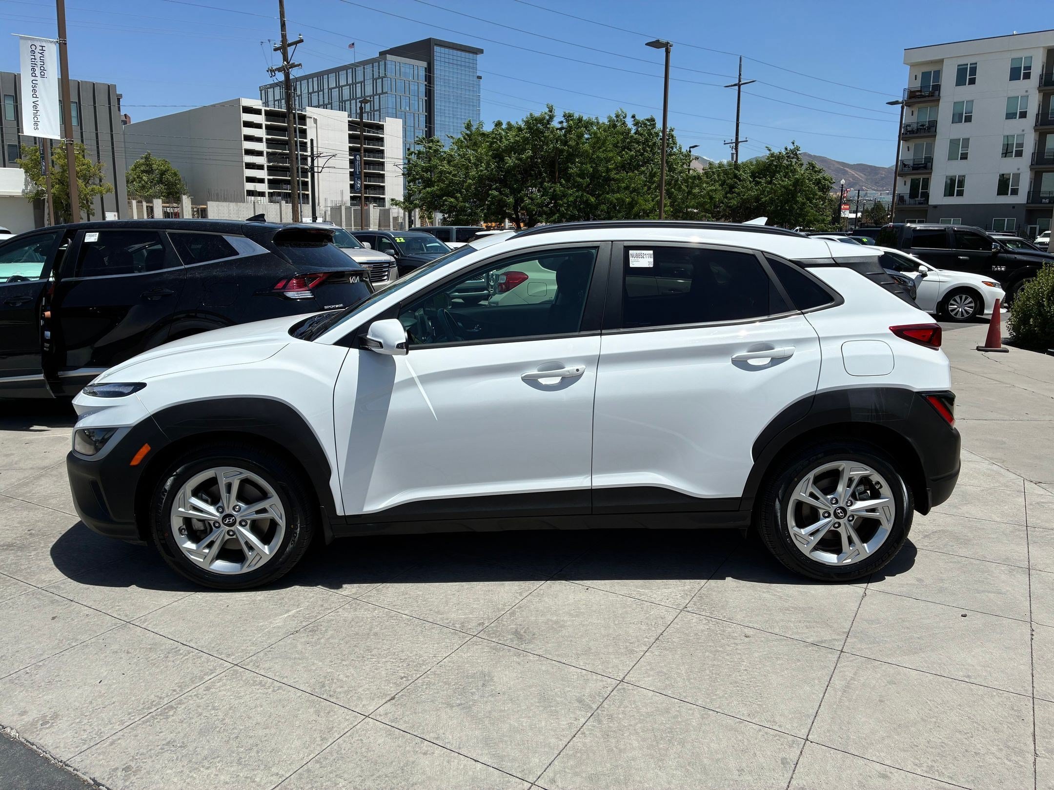 2022 Hyundai Kona SEL - Photo 8